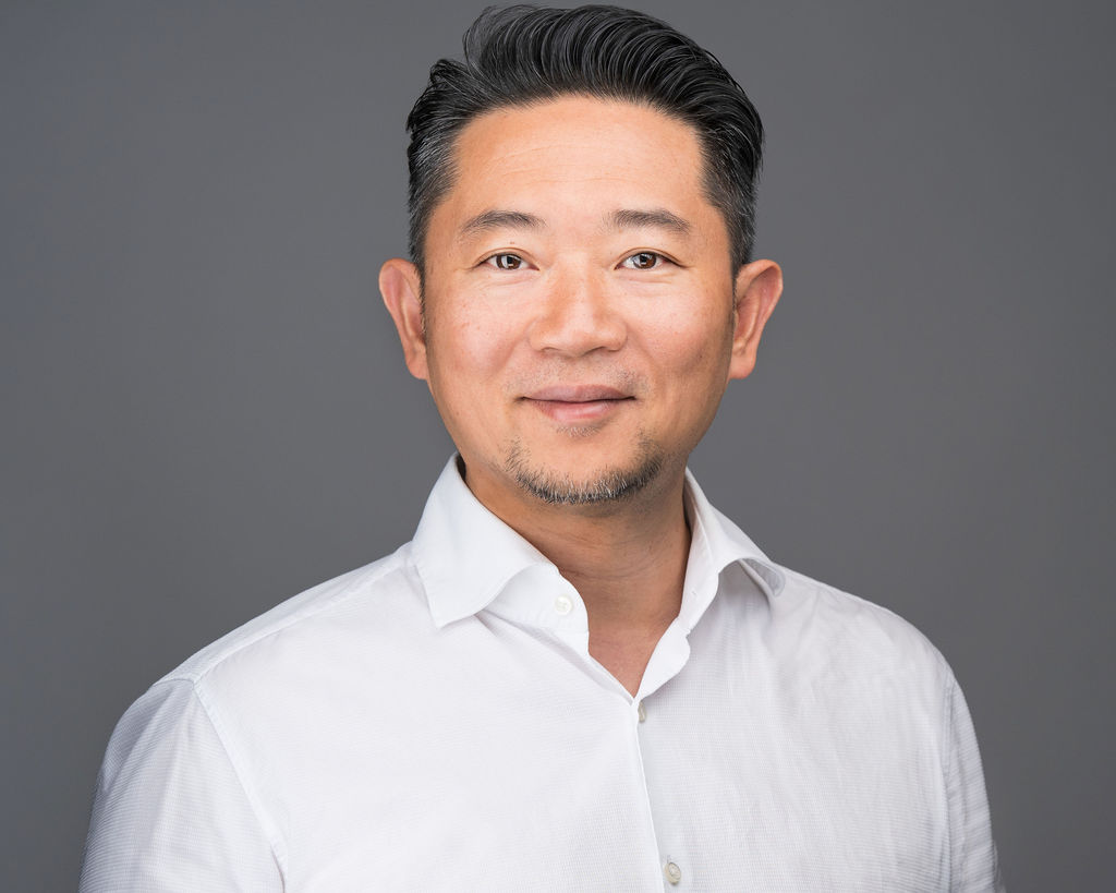 Steven Lin headshot